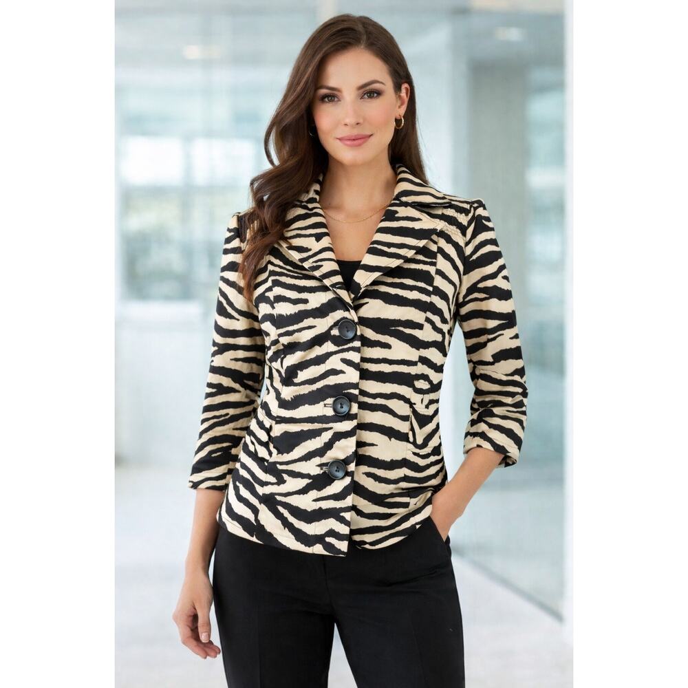 Sunny Leigh Animal Print Button Jacket M